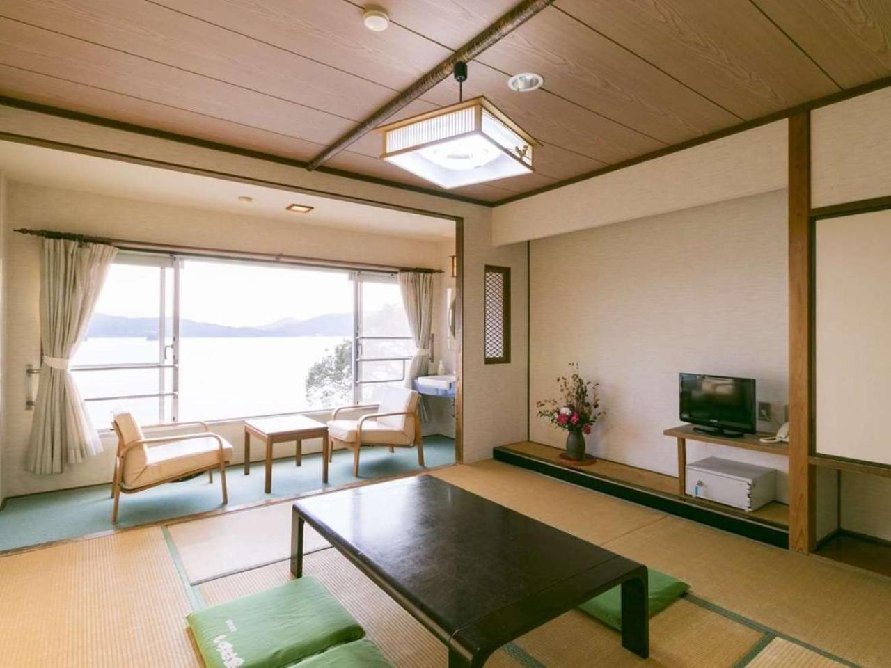 Hotel Kokuminshukusha Irohajima à Karatsu Extérieur photo
